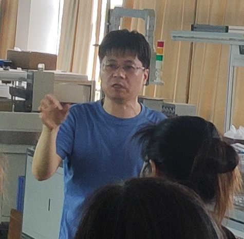 总经理 李金